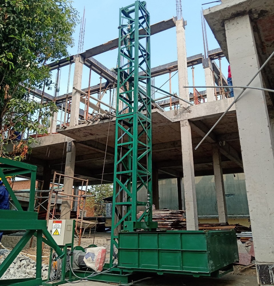 Cho thuê và lắp đặt vận thăng nâng hàng 1000 kg tại Hà Nội