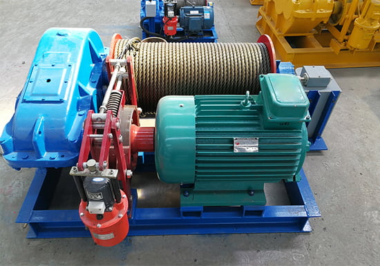Đặc điểm của máy tời xây dựng